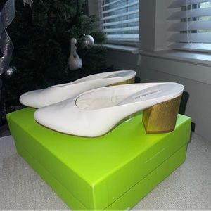 White & Gold Antonio Melani Block Heel Mules / 9.5 US
